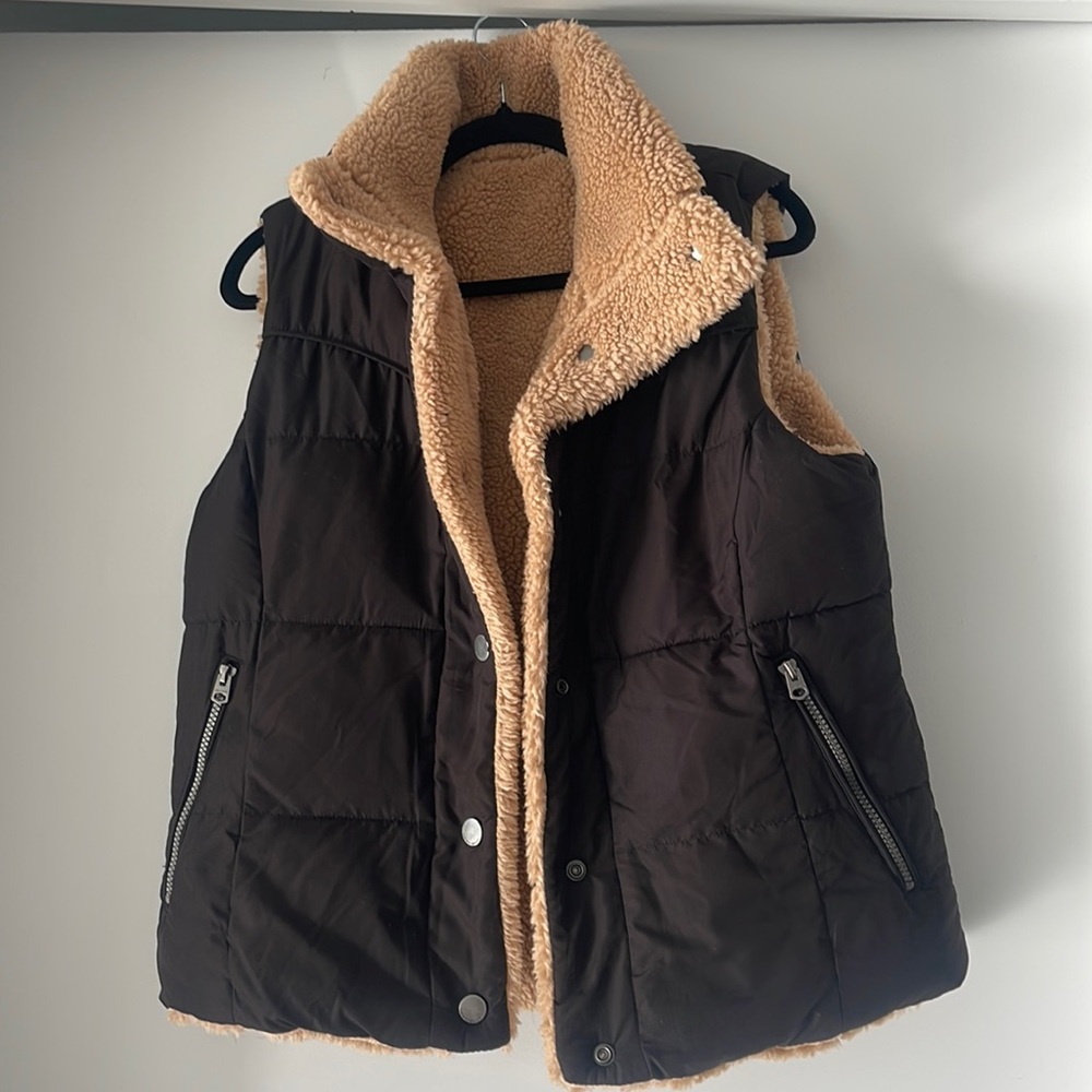 Lucky brand reversible vest